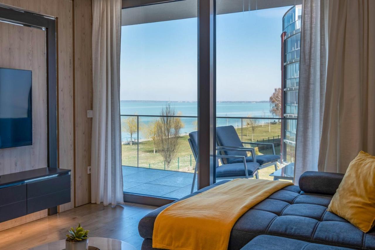 Myflat Coral Beach Apartment Siófok Esterno foto